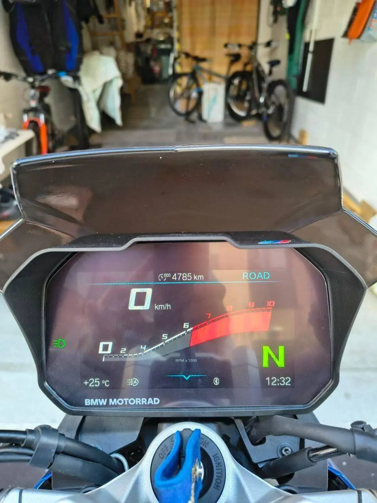 Bmw F 900 R (2025 - 27) (6)