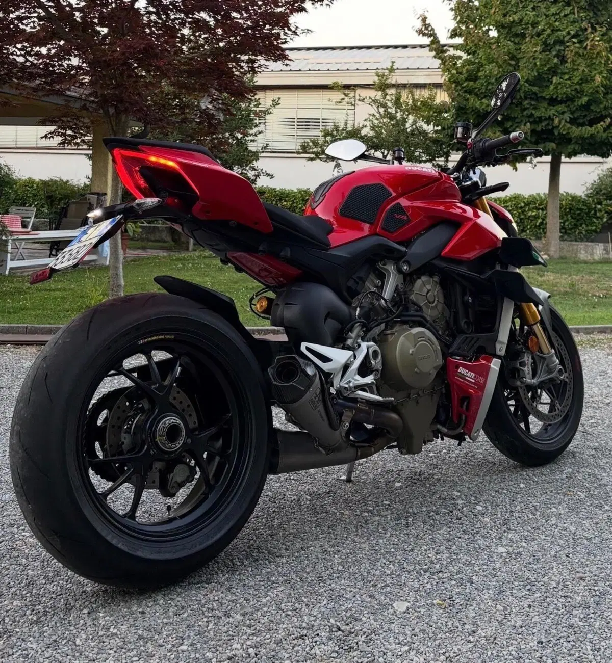 Ducati Streetfighter V4 1100 S (2021 - 22) (2)