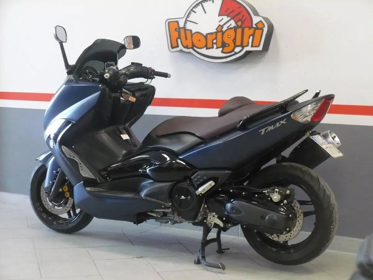 Yamaha T-Max 500 Tech Max (2011 - 13) (2)