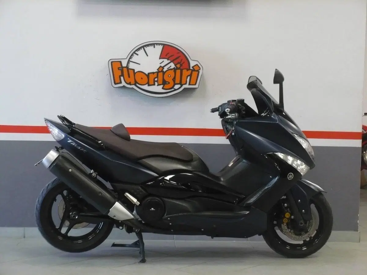 Yamaha T-Max 500 Tech Max (2011 - 13) (4)
