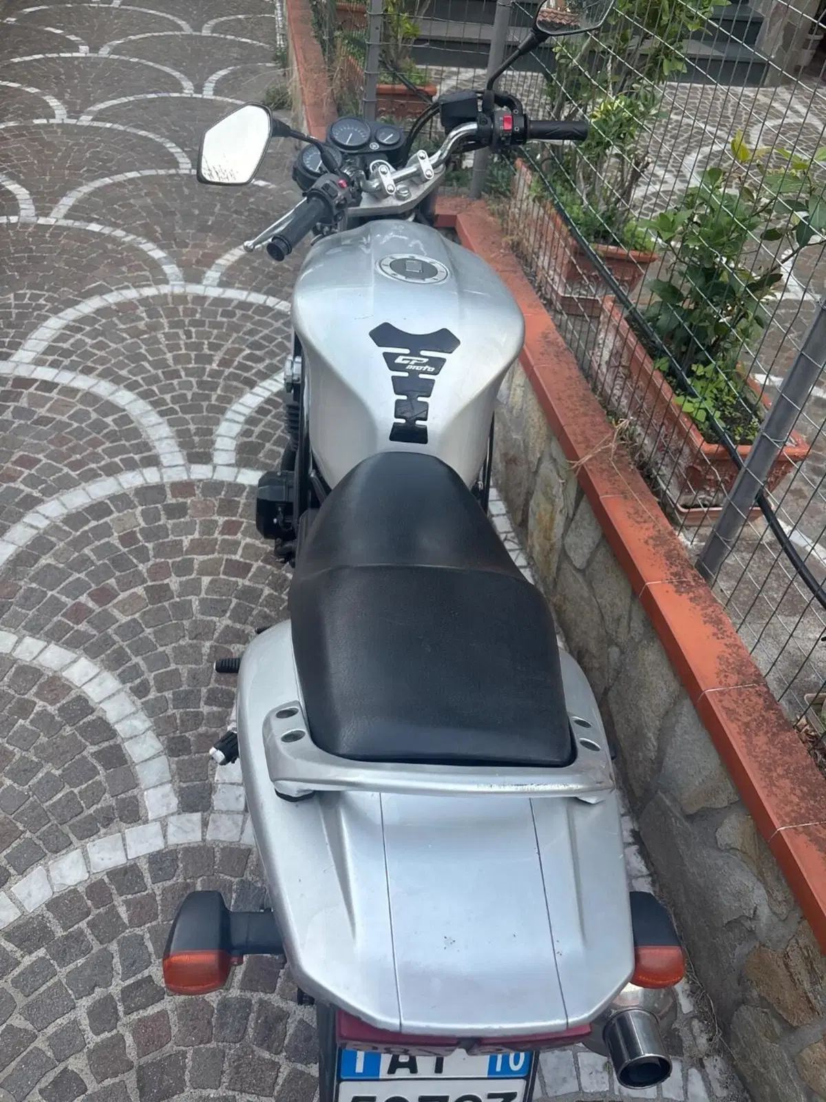 Yamaha FZS 600 Fazer (1998 - 01) (3)