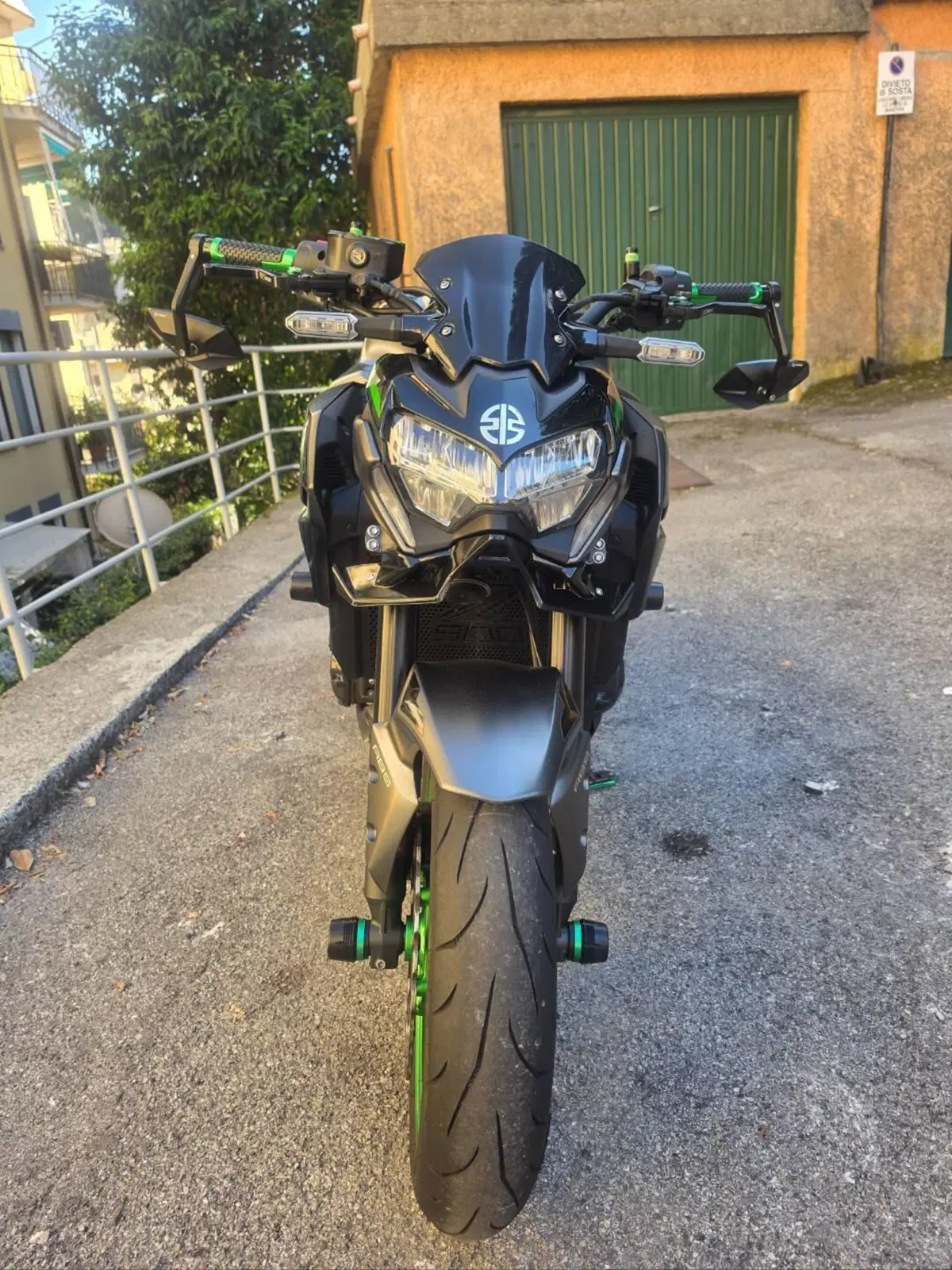 Kawasaki Z 900 (2021 - 24) (3)