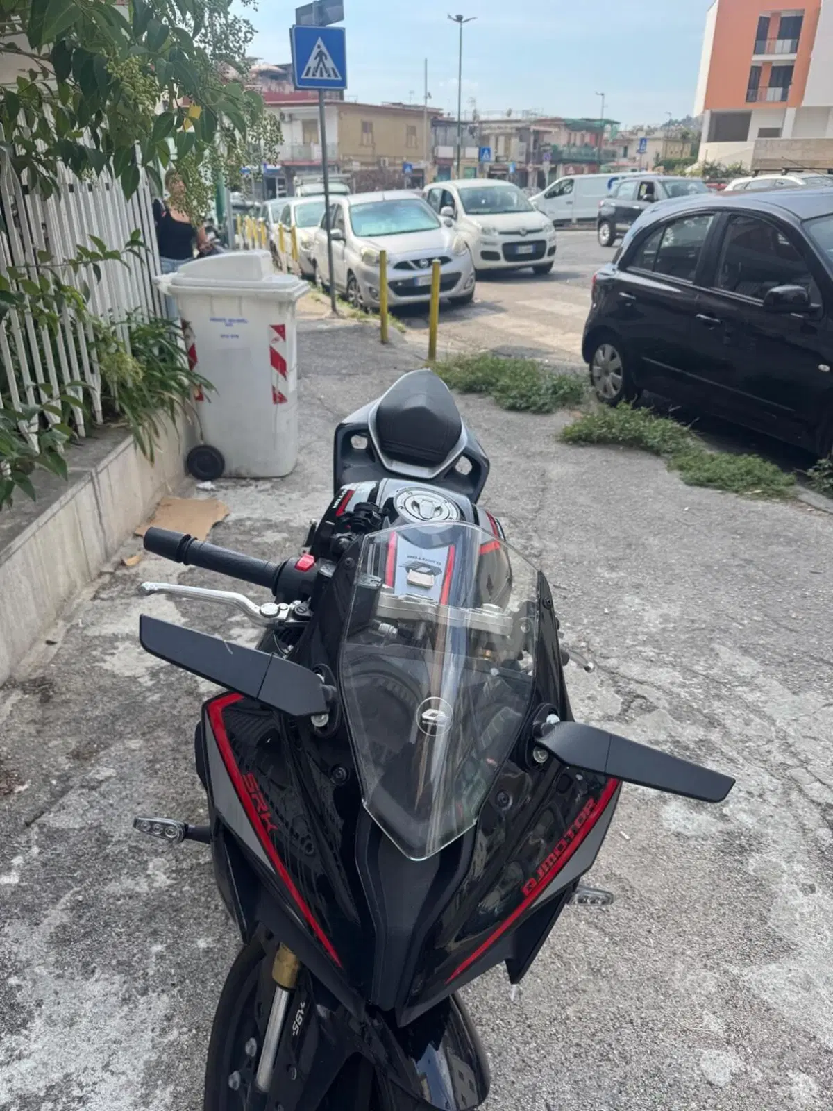 QJ Motor SRK 125 R (2024) (7)