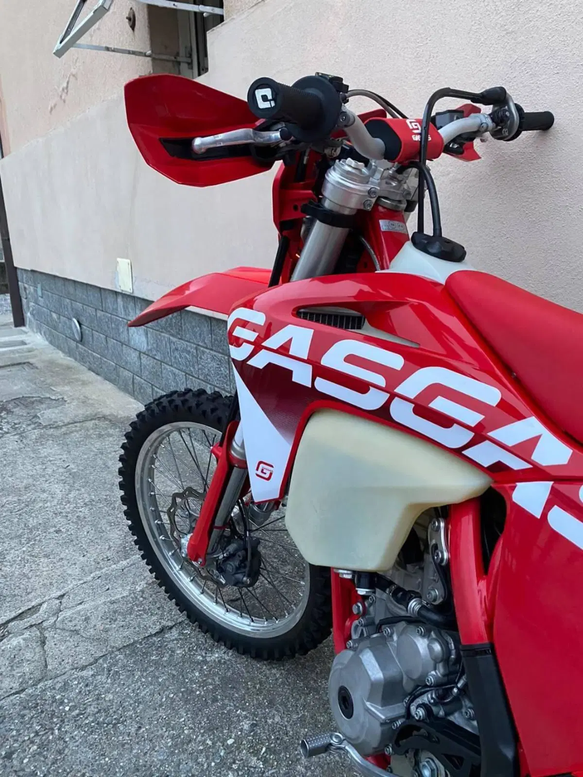 GASGAS EC 250 F (2023) (4)