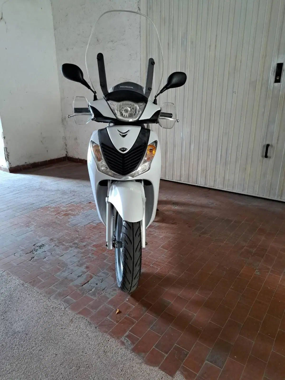 Honda SH 125 i (2009 - 12) (2)