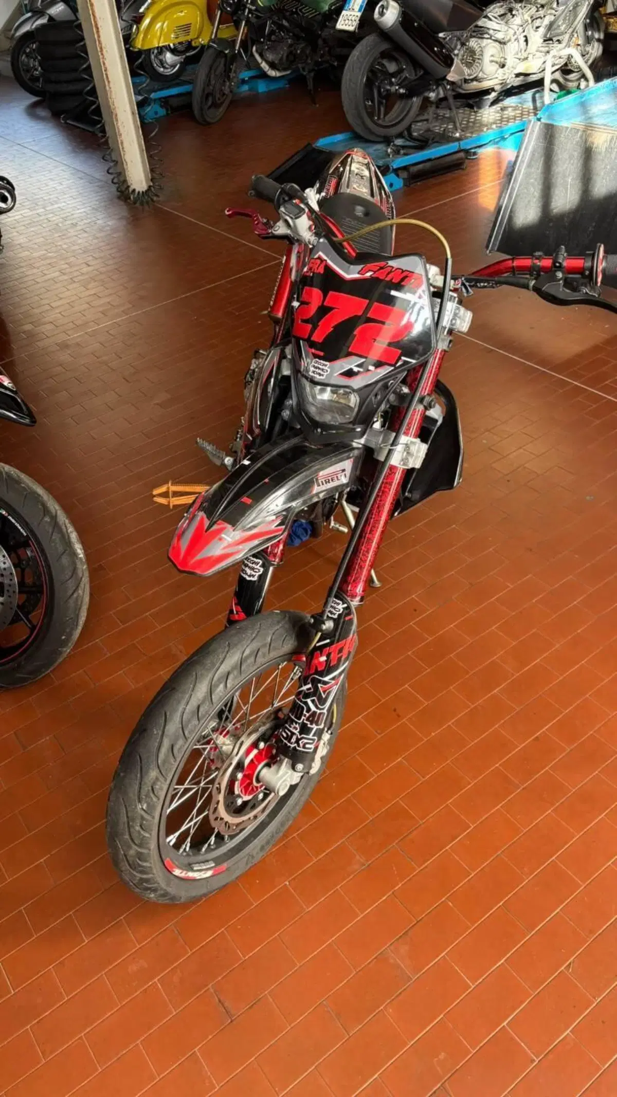 Fantic Motor Motard 50 Performance 2t (2020) (9)