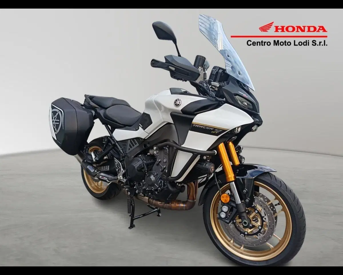 Yamaha Tracer 9 GT+ (2023 - 24) (2)