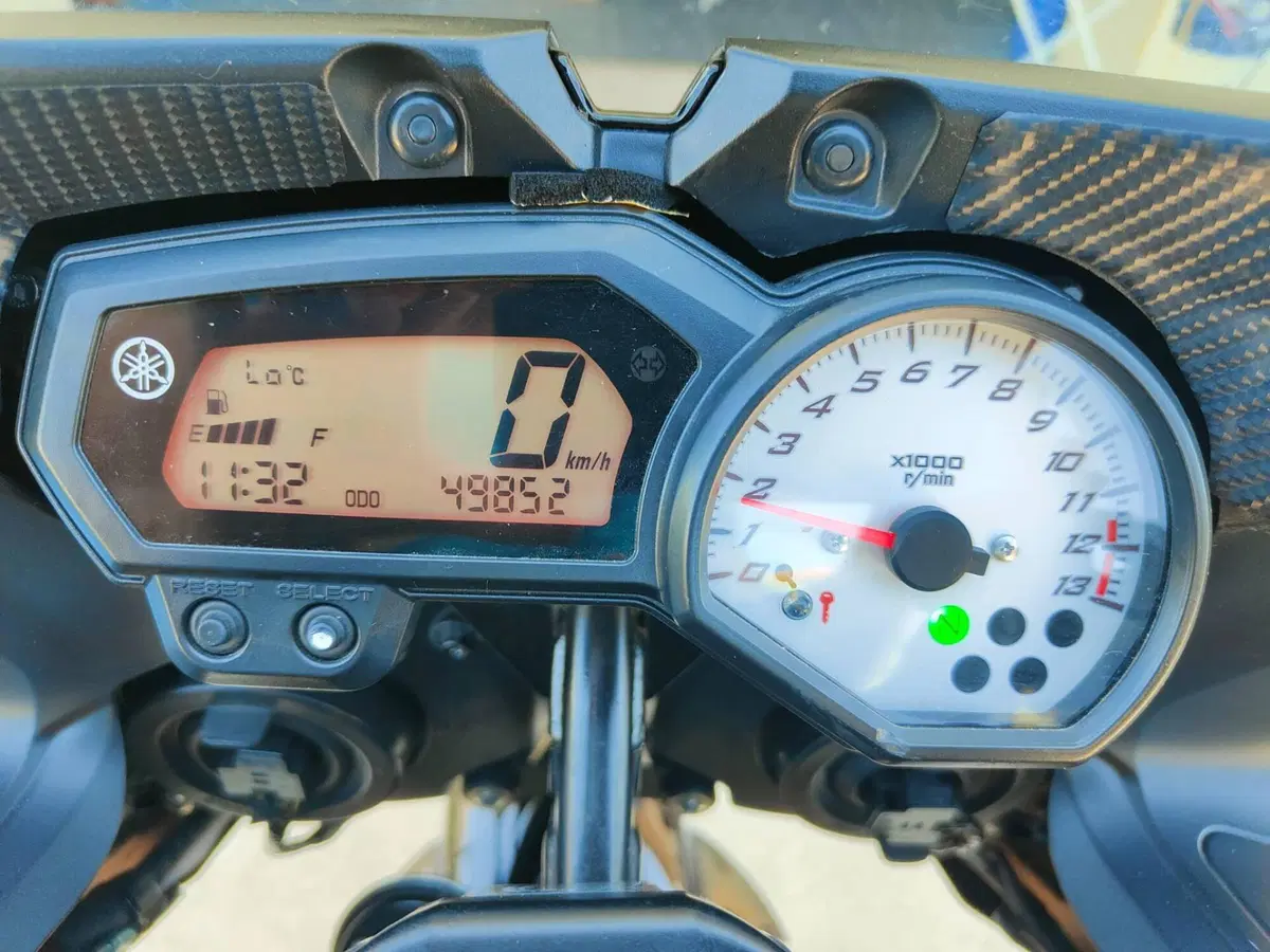 Yamaha Fazer 8 (2010 - 16) (3)