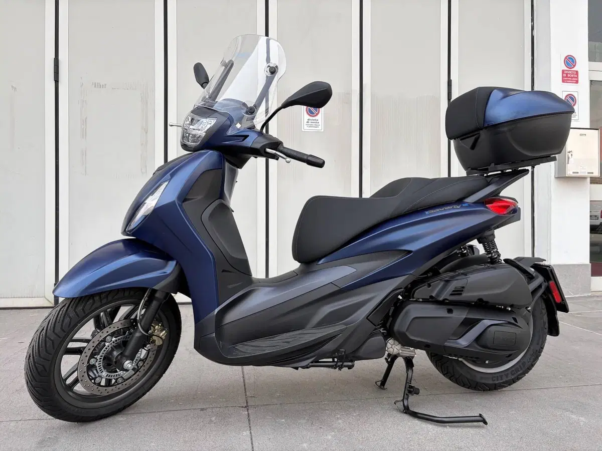 Piaggio Beverly 400 S (2025 - 26) (4)