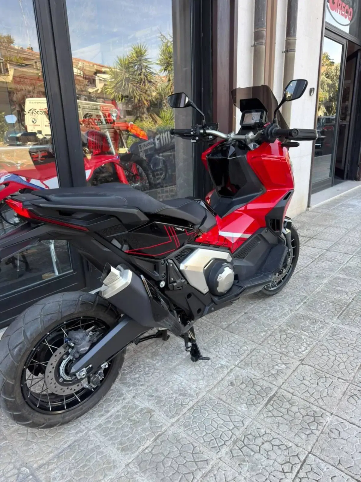 Honda X-ADV 750 DCT (2021 - 24) (4)