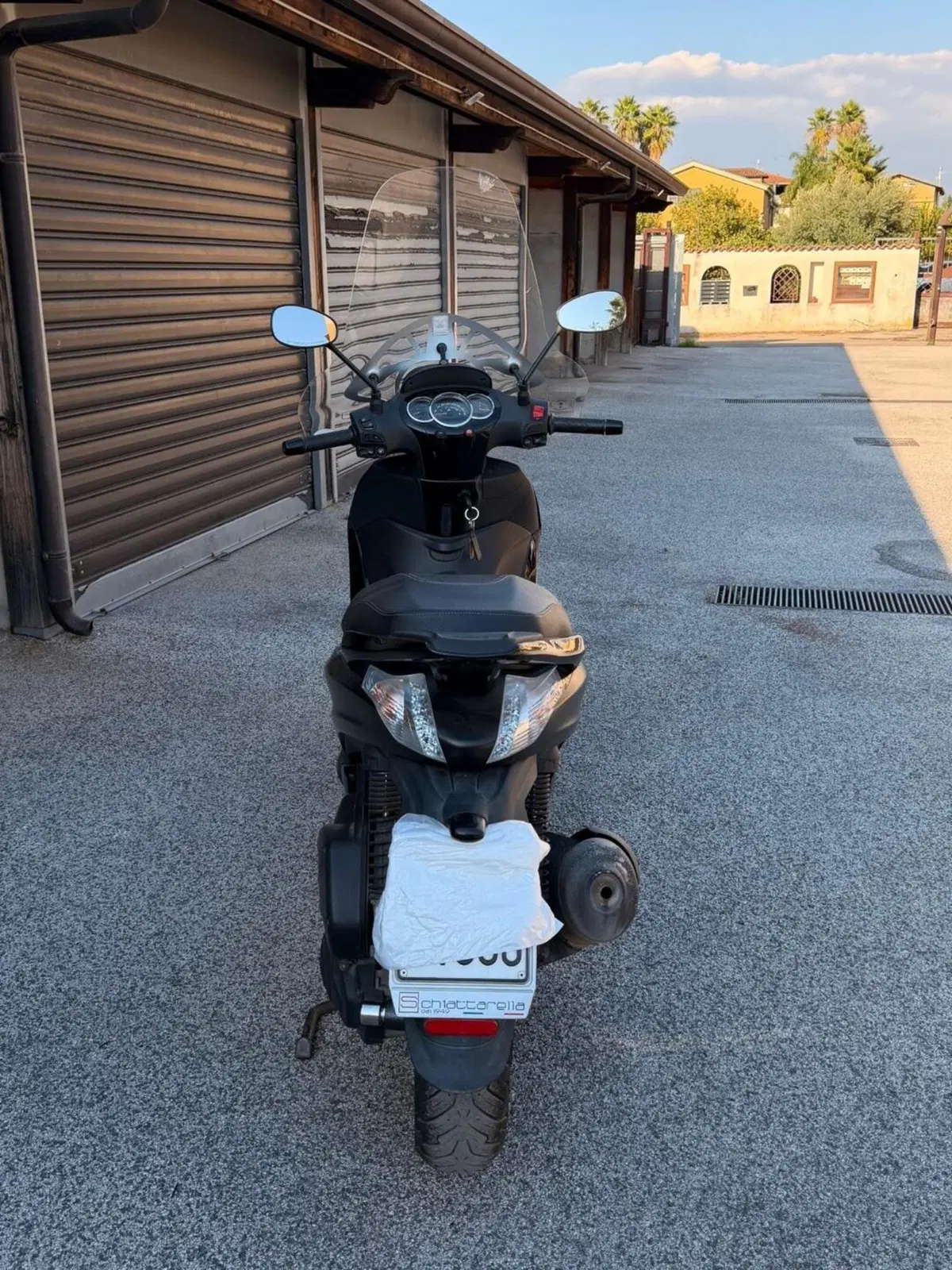 Piaggio Beverly 300 i.e. ABS-ASR (2016 - 20) (4)