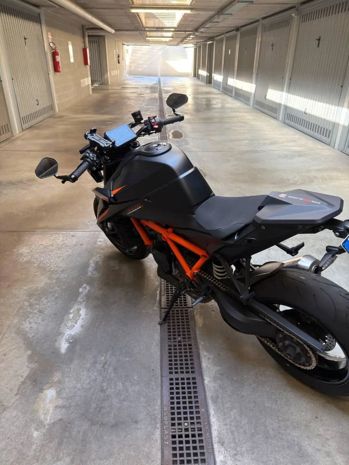 KTM 1390 Super Duke R (2024 - 26) (3)
