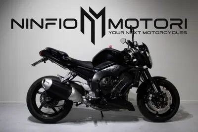 Yamaha FZ1 (2006 - 16) usata