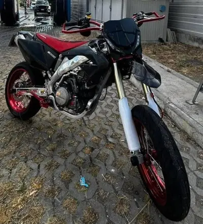 Honda CRF 450R (2006) usata