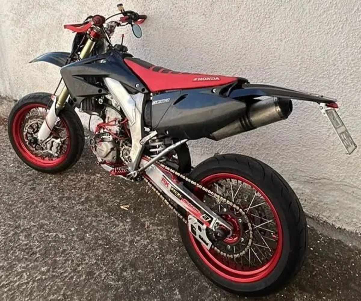 Honda CRF 450R (2006) (2)