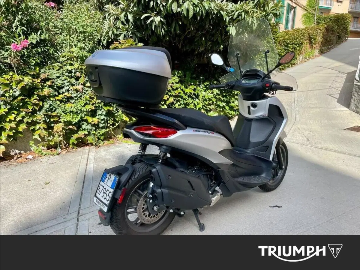 Piaggio Beverly 400 S ABS-ASR (2021 - 24) (3)