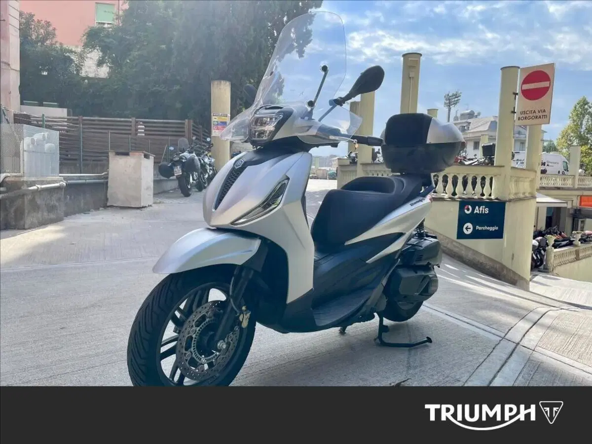 Piaggio Beverly 400 S ABS-ASR (2021 - 24) (4)