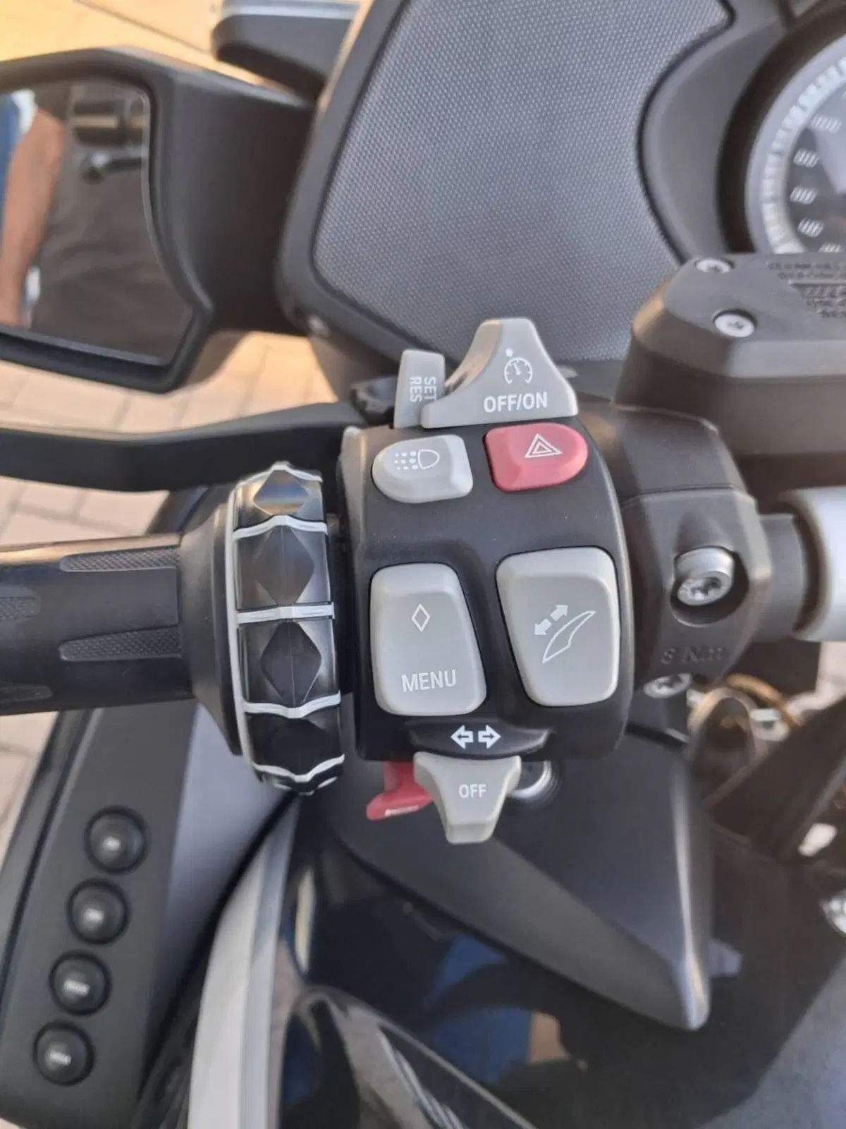 Bmw R 1200 RT (2017 - 18) (6)