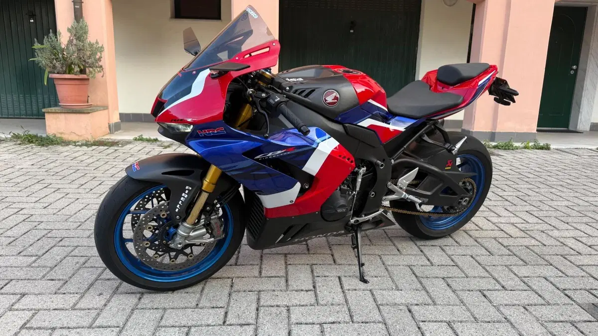 Honda CBR 1000 RR-R Fireblade SP (2020 - 21) (3)