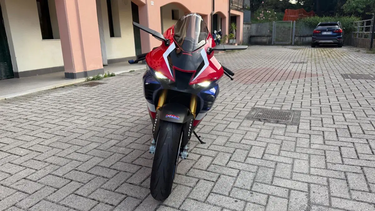 Honda CBR 1000 RR-R Fireblade SP (2020 - 21) (4)