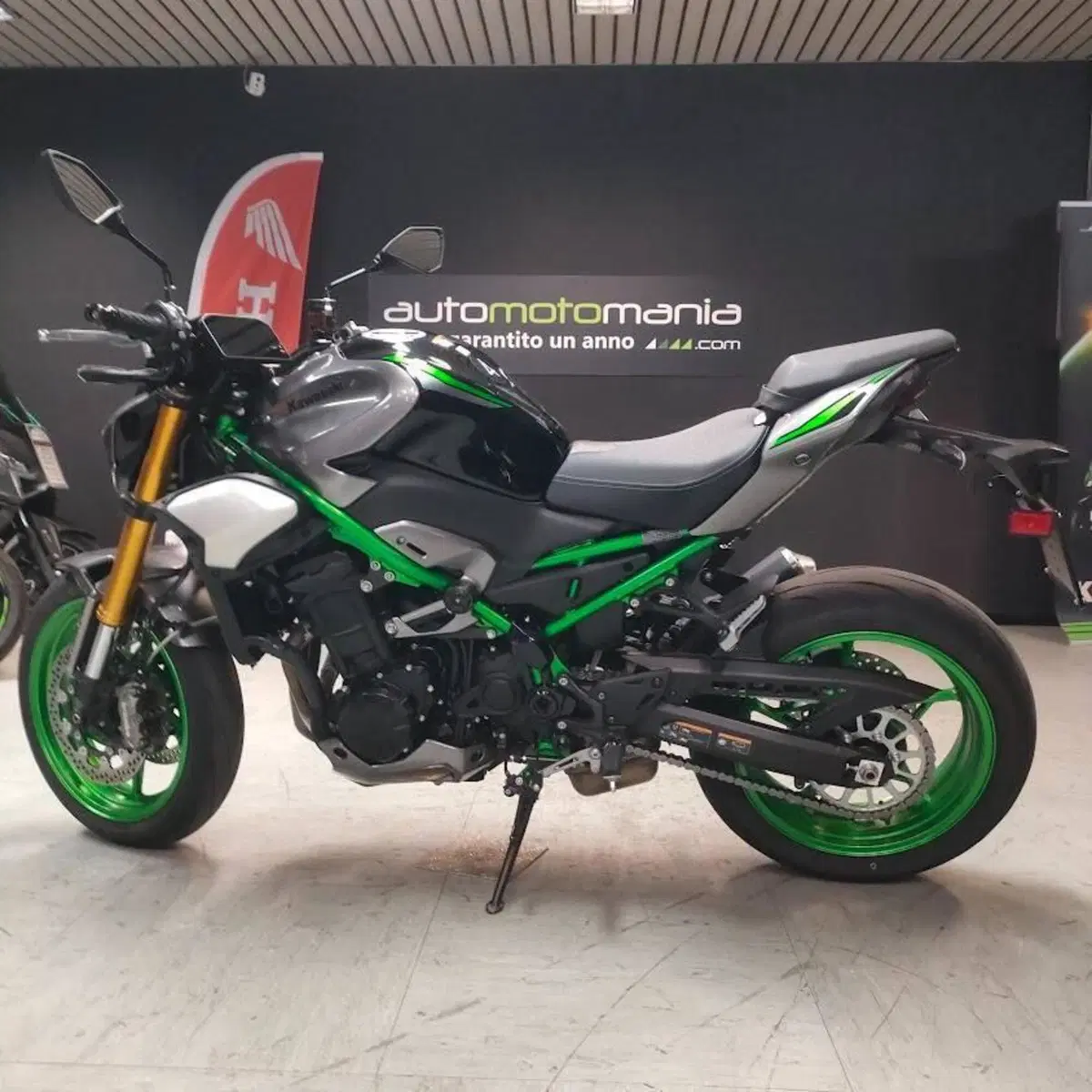 Kawasaki Z 900 SE (2025 - 27)