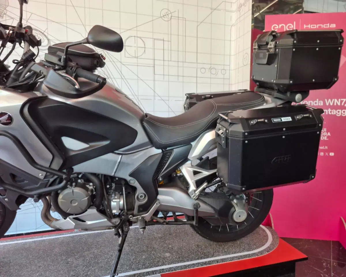 Honda Crosstourer ABS (2011 - 16) (4)