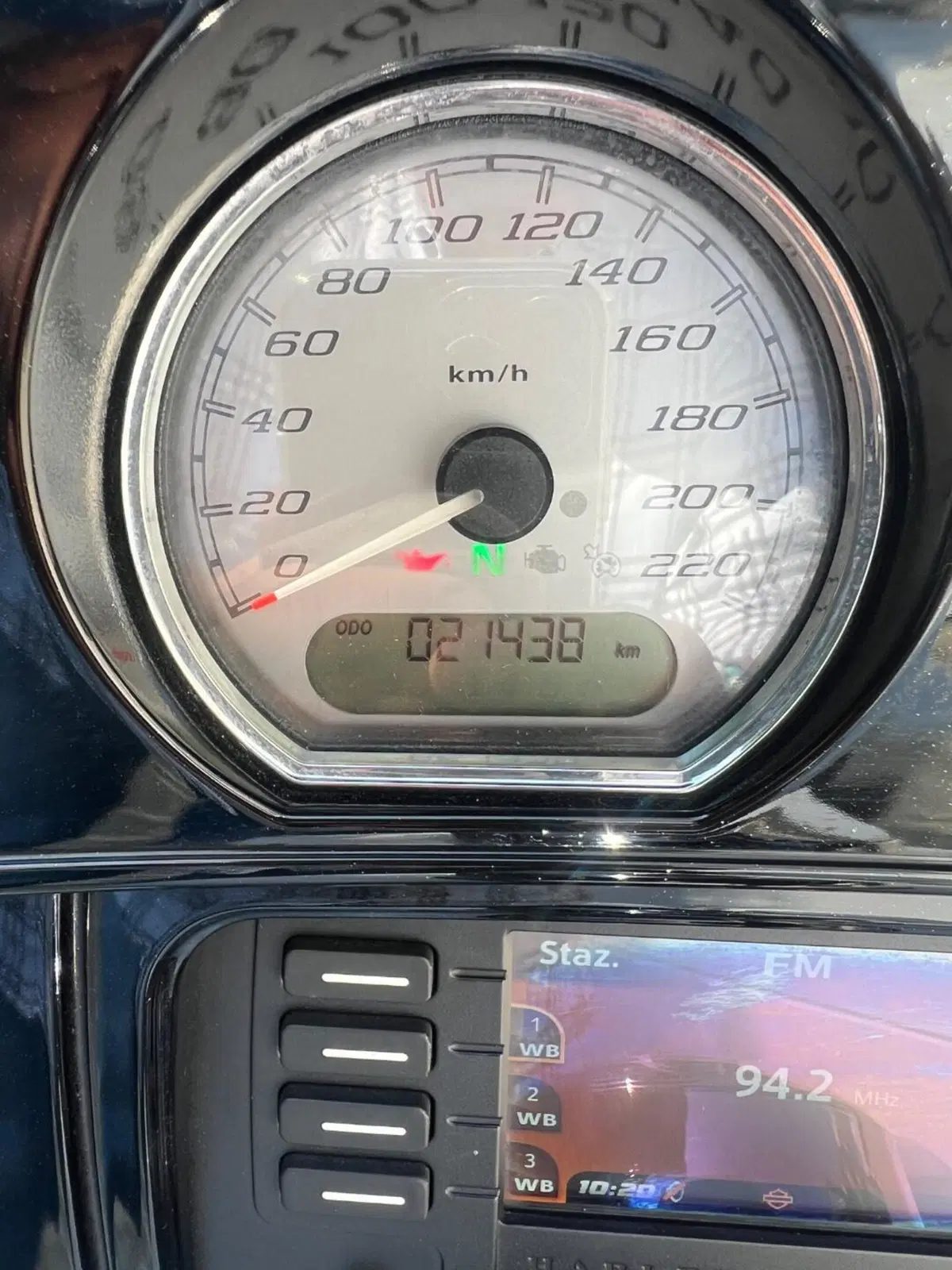 Harley-Davidson 1690 Street Glide Special (2014 - 16) - FLHX (4)