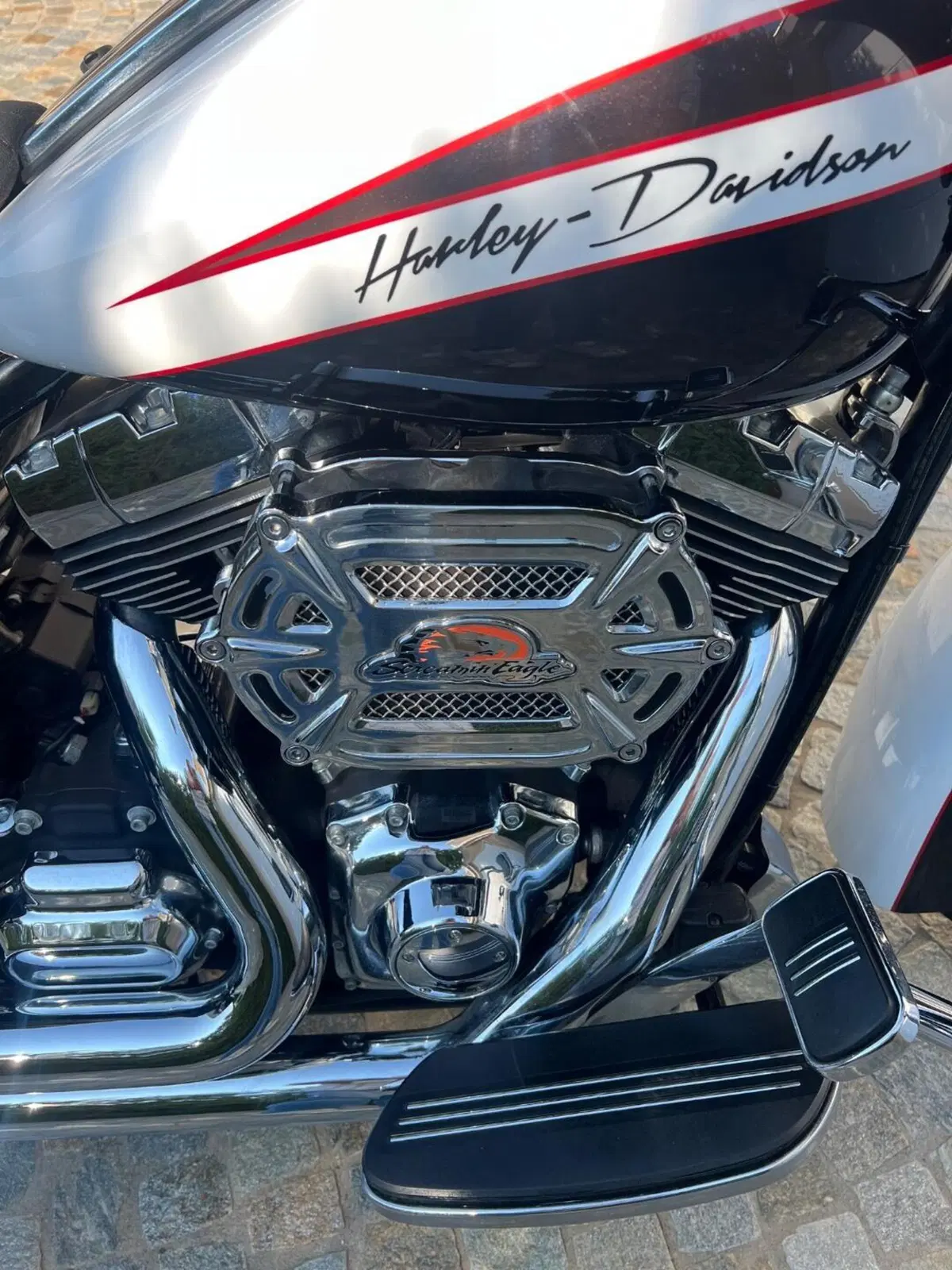 Harley-Davidson 1690 Street Glide Special (2014 - 16) - FLHX (8)