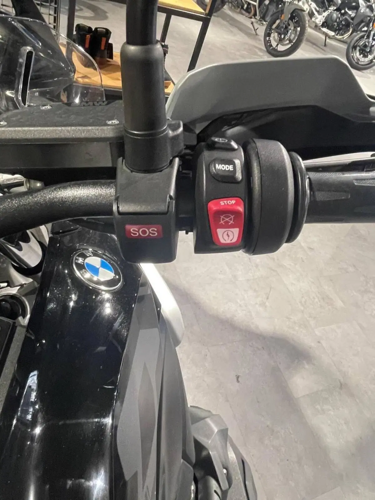 Bmw R 1300 GS Triple Black (2023 - 26) (6)
