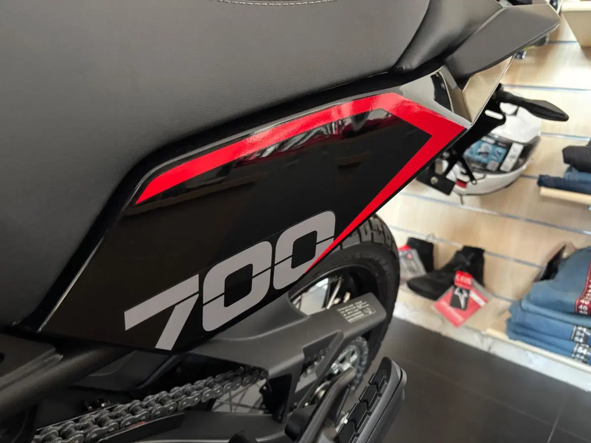 Moto Morini X-Cape 700 Alloy Wheels (2025 - 26) (5)