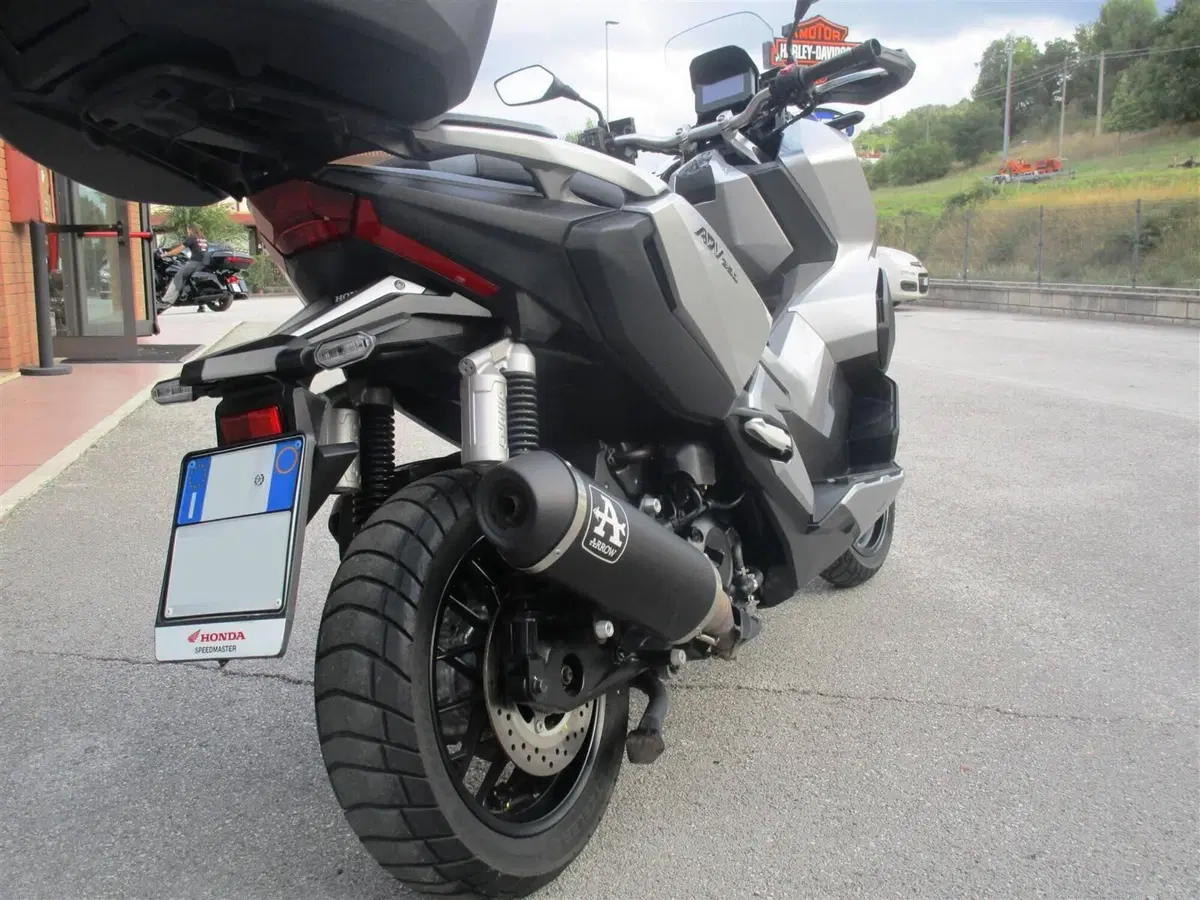 Honda ADV 350 (2022 - 24) (6)