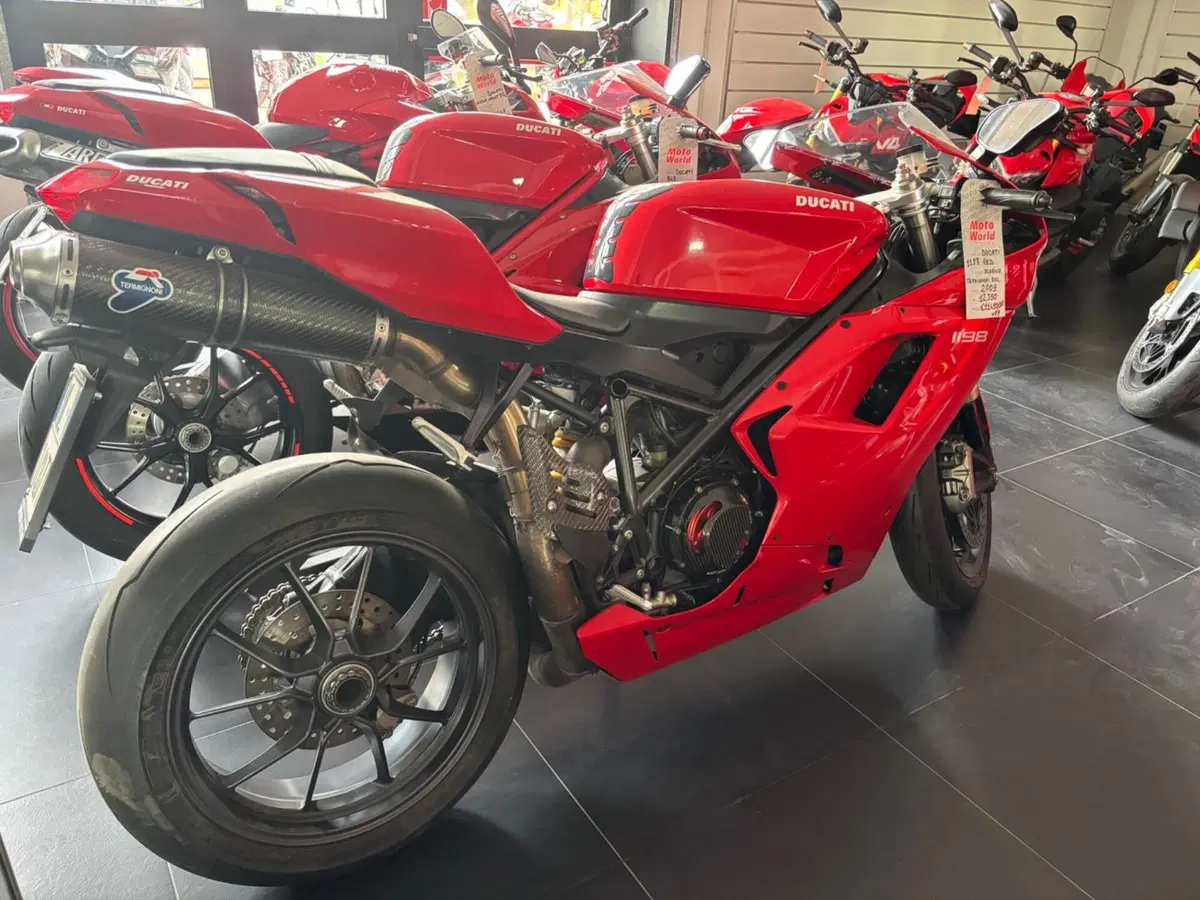Ducati 1198 (2009 - 12) (5)
