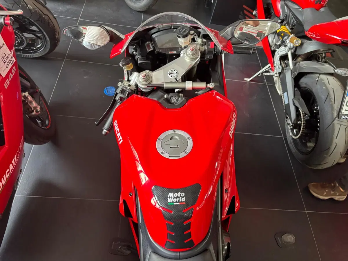 Ducati 1198 (2009 - 12) (8)