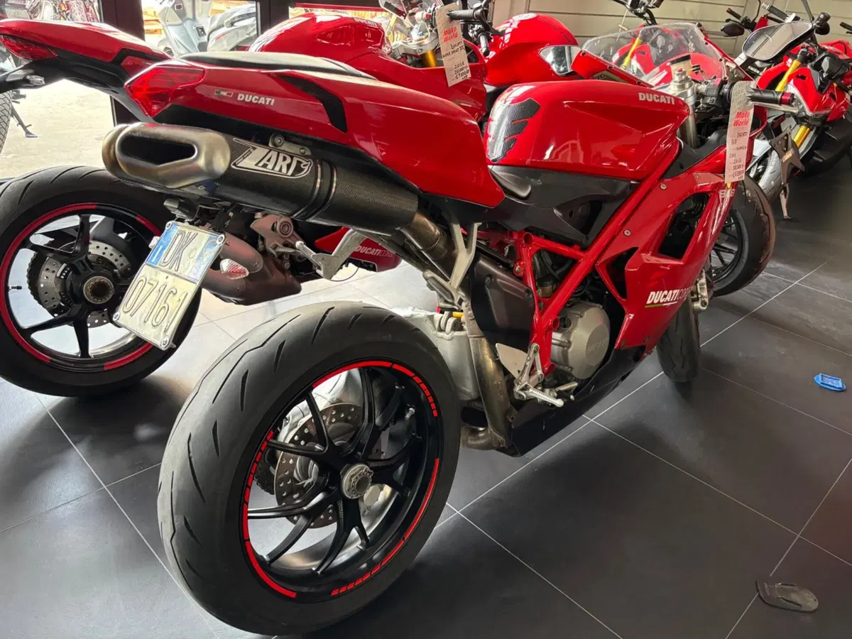 Ducati 848 (2007 - 13) (2)