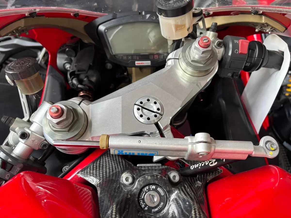 Ducati 848 (2007 - 13) (6)