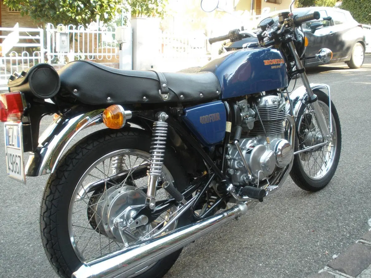 Honda Cb 400 four (3)