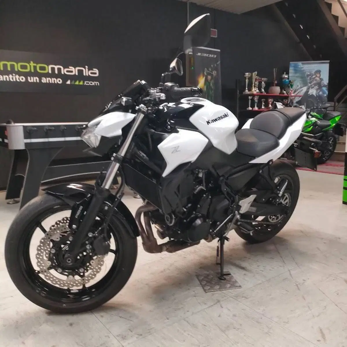 Kawasaki Z 650 (2025 - 27) (2)