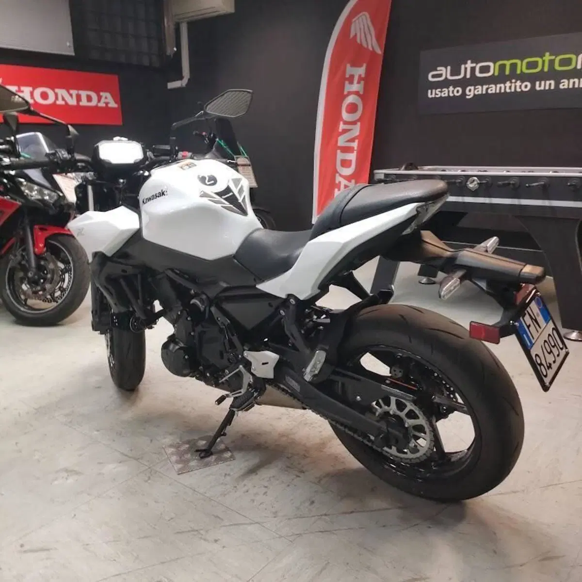 Kawasaki Z 650 (2025 - 27) (3)