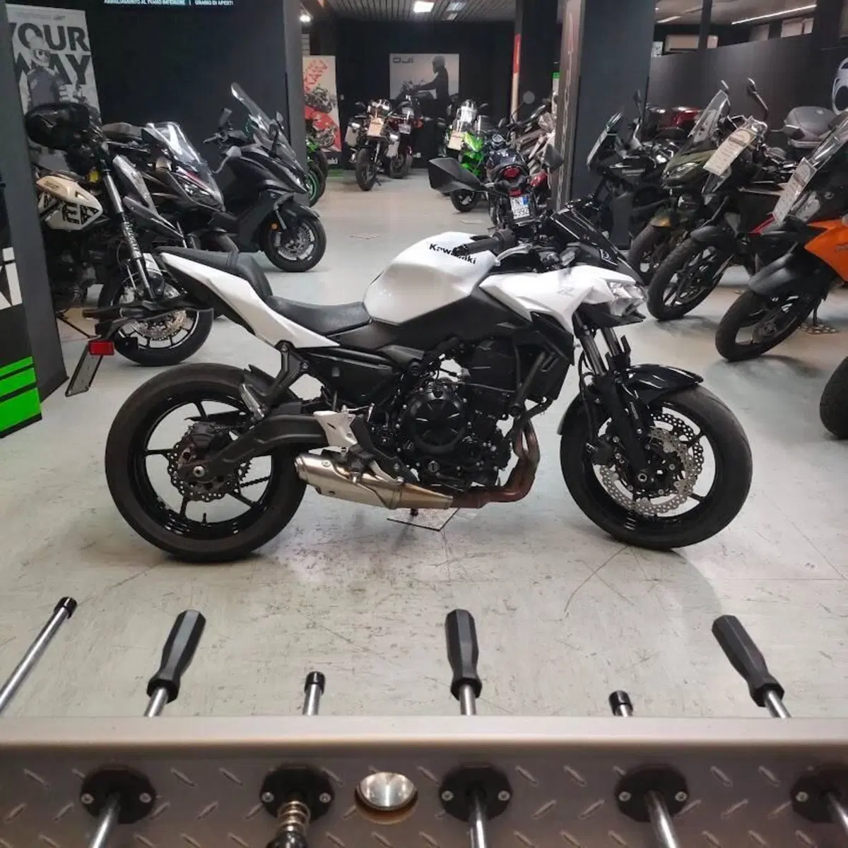 Kawasaki Z 650 (2025 - 27) (6)