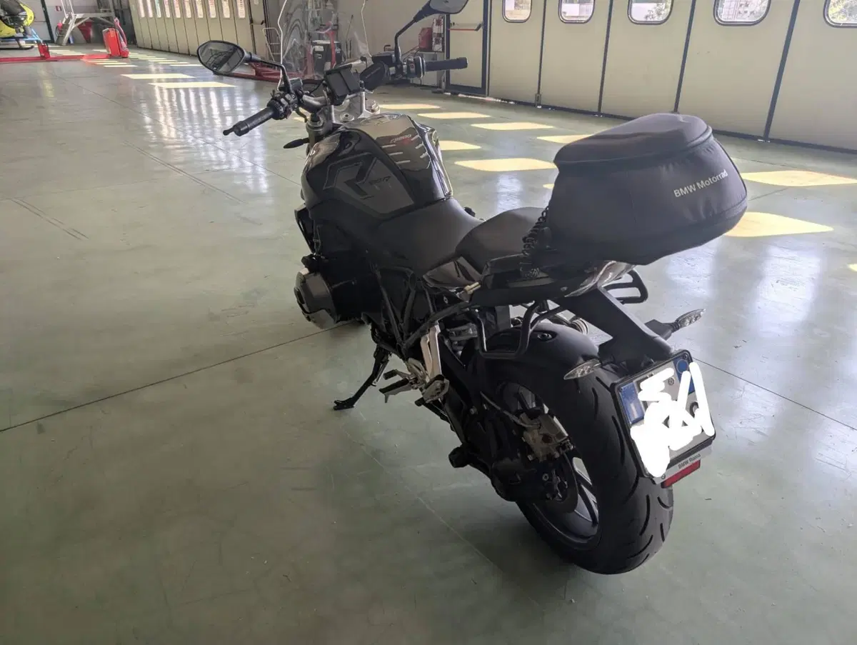 Bmw R 1200 R Black Edition (2017 - 18) (4)