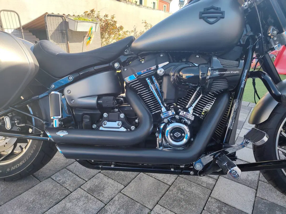 Harley-Davidson 107 Street Bob (2018 - 20) - FXBB (6)