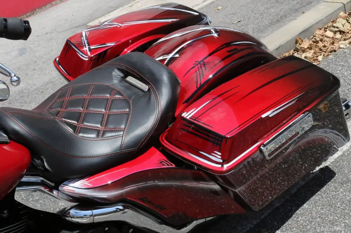 Harley-Davidson 1584 Road King Classic (2007 - 10) - FLHRC (17)