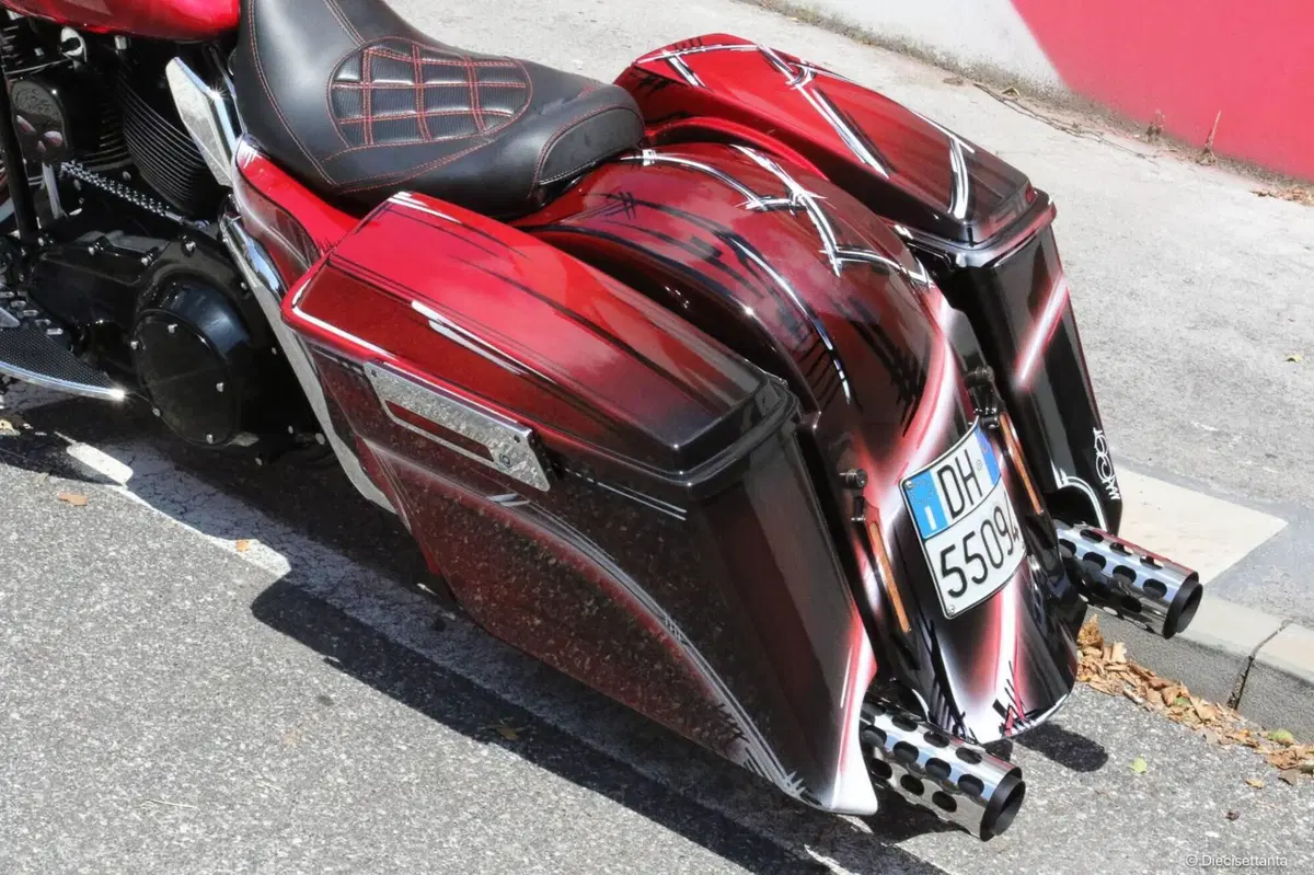 Harley-Davidson 1584 Road King Classic (2007 - 10) - FLHRC (19)