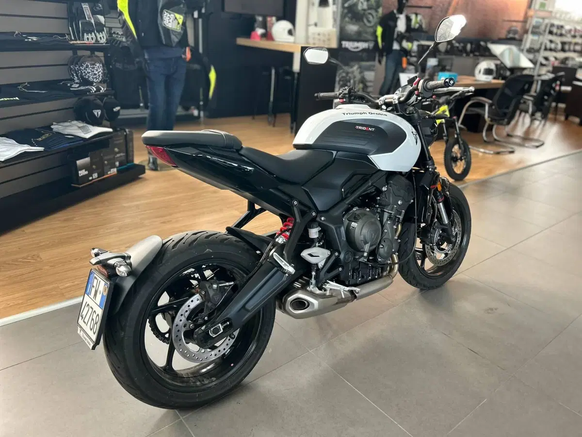 Triumph Trident 660 (2026) (2)