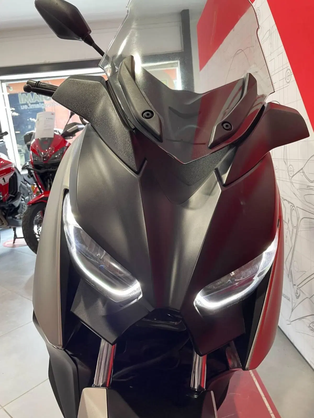 Yamaha X-Max 300 ABS (2017 - 20) (5)