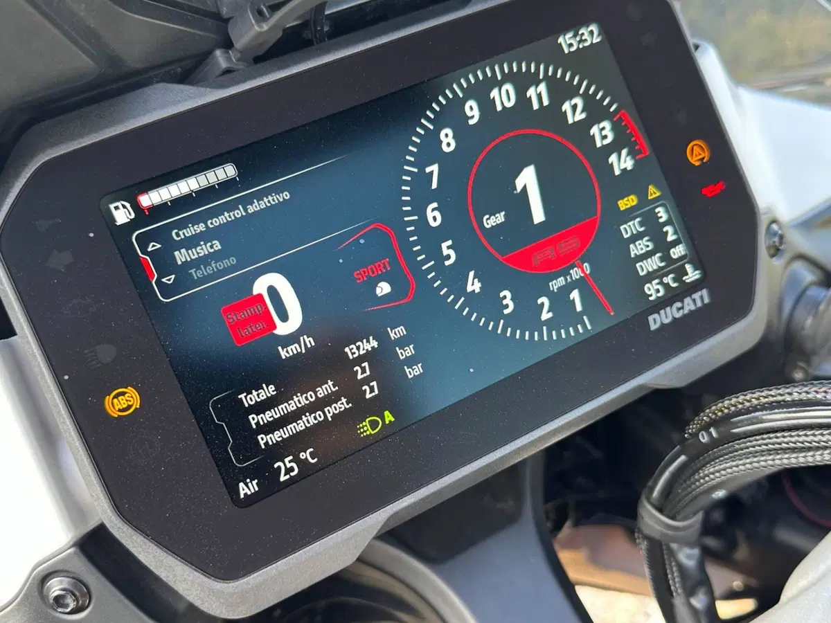 Ducati Multistrada V4 RS (2024 - 25) (10)