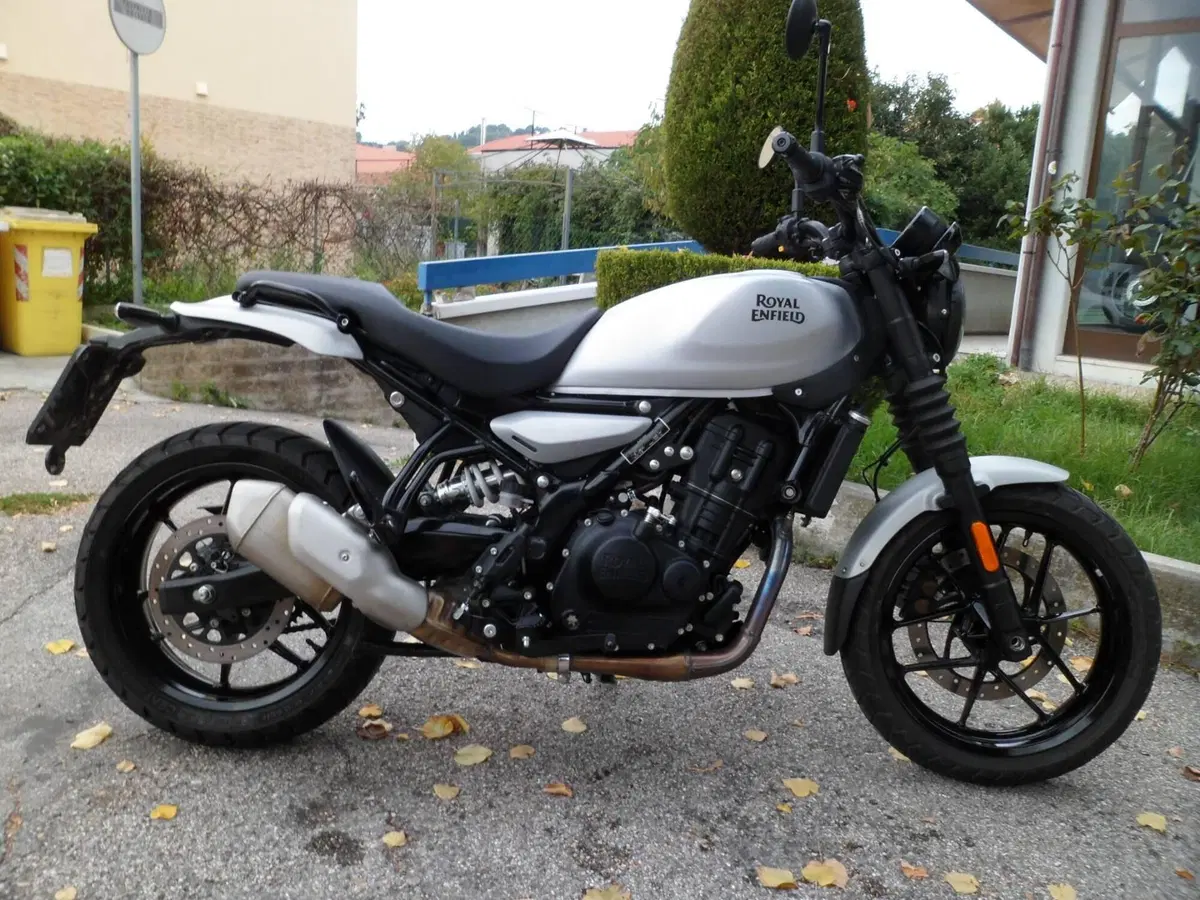 Royal Enfield Guerrilla 450 (2024 - 26)