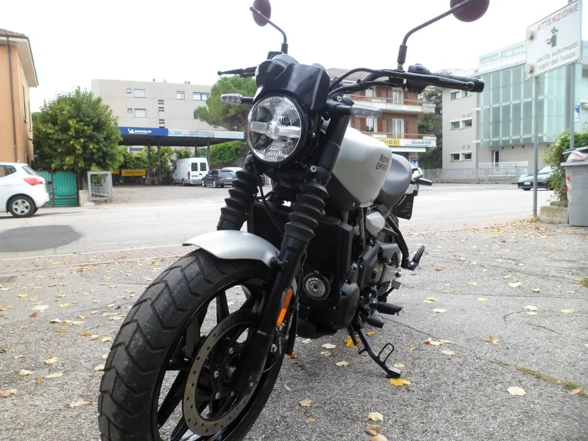 Royal Enfield Guerrilla 450 (2024 - 26) (3)