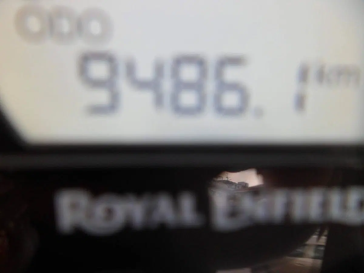 Royal Enfield Guerrilla 450 (2024 - 26) (8)