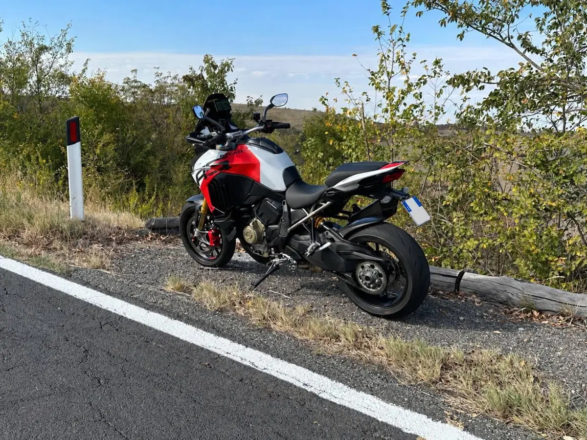 Ducati Multistrada V4 RS (2024 - 25) (7)